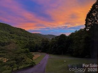 250 Lynn Cove Road — Asheville