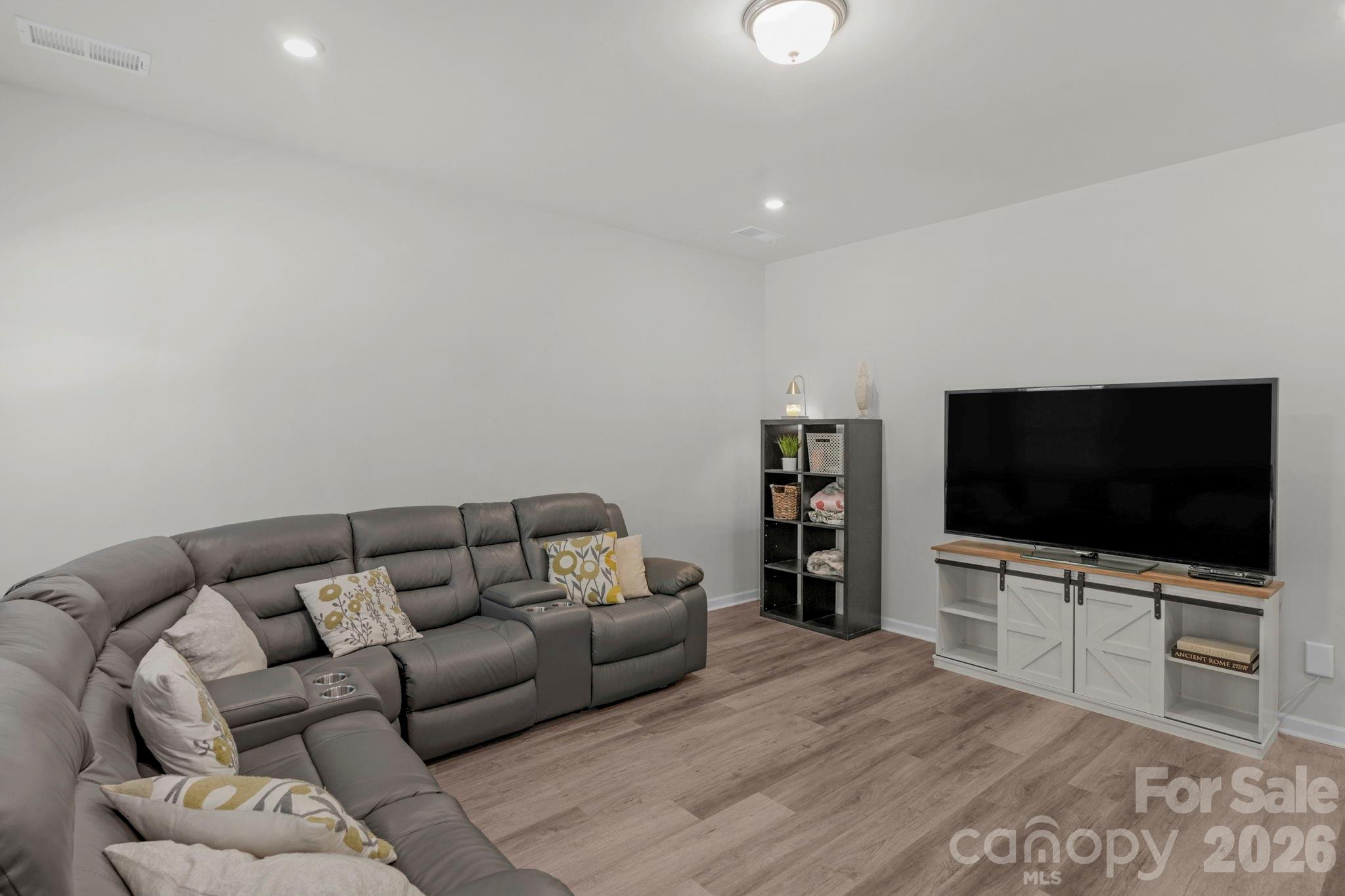 6028 Gala Lane — Charlotte
