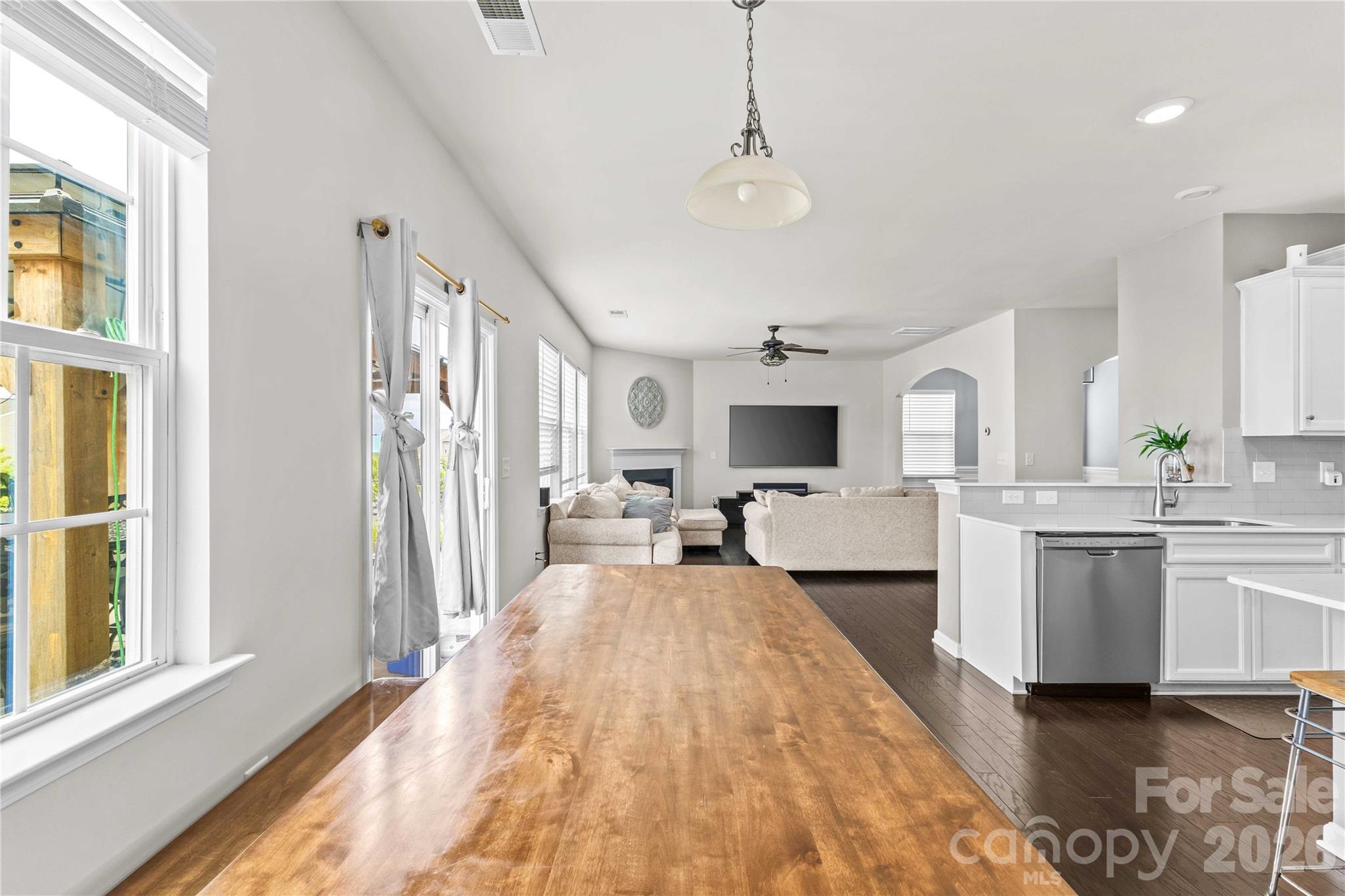 16016 Harbor Hill Drive — Charlotte
