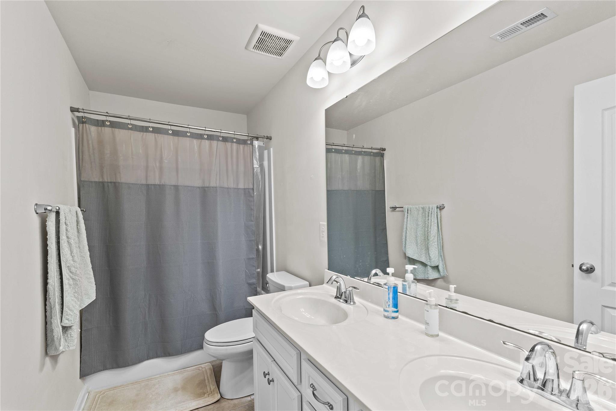 16016 Harbor Hill Drive — Charlotte
