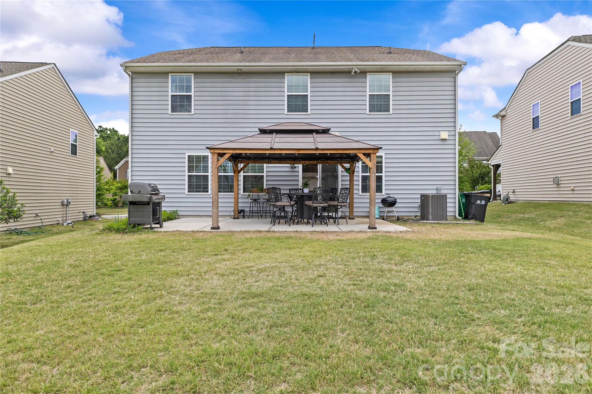 16016 Harbor Hill Drive — Charlotte