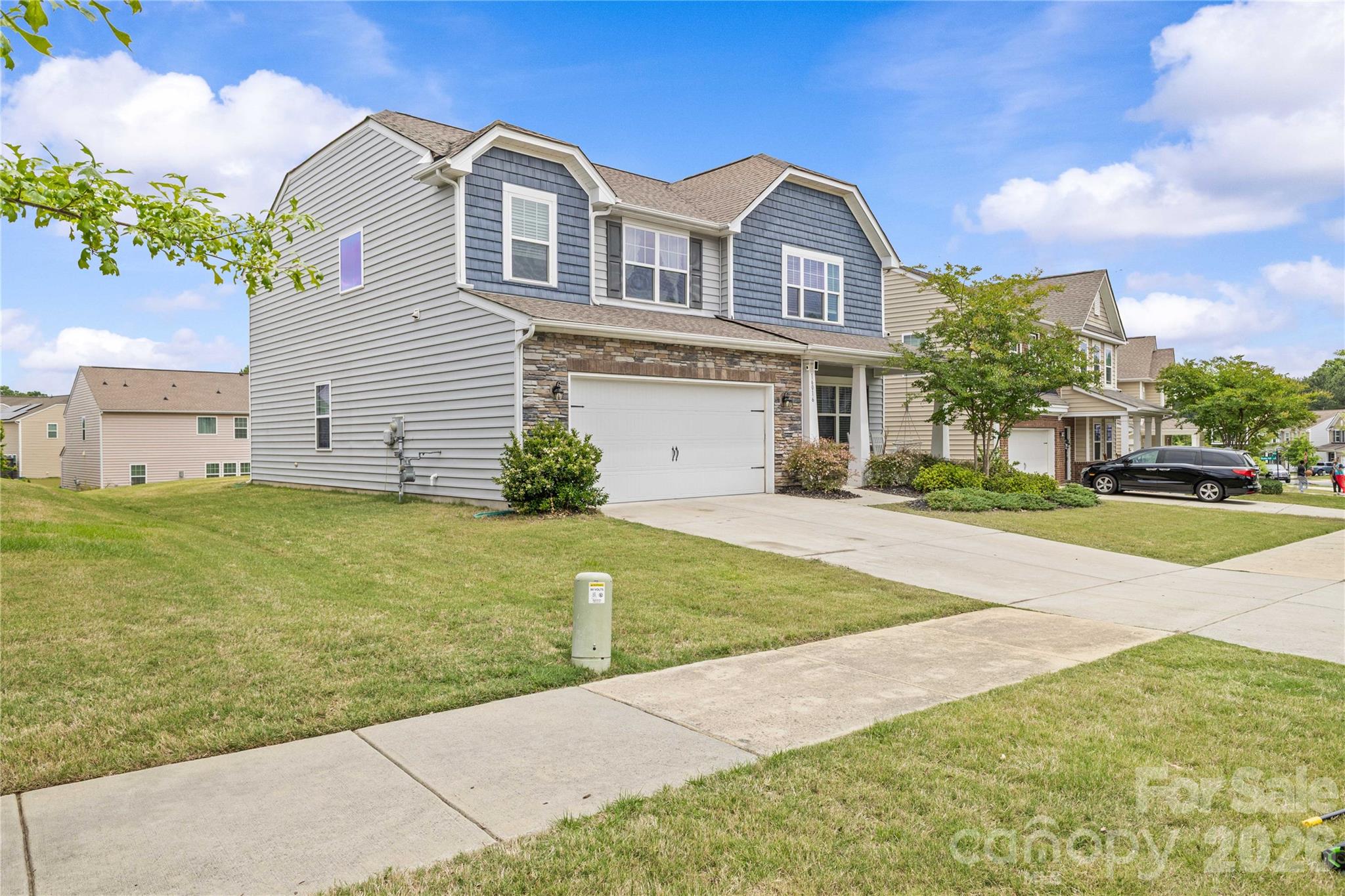 16016 Harbor Hill Drive — Charlotte