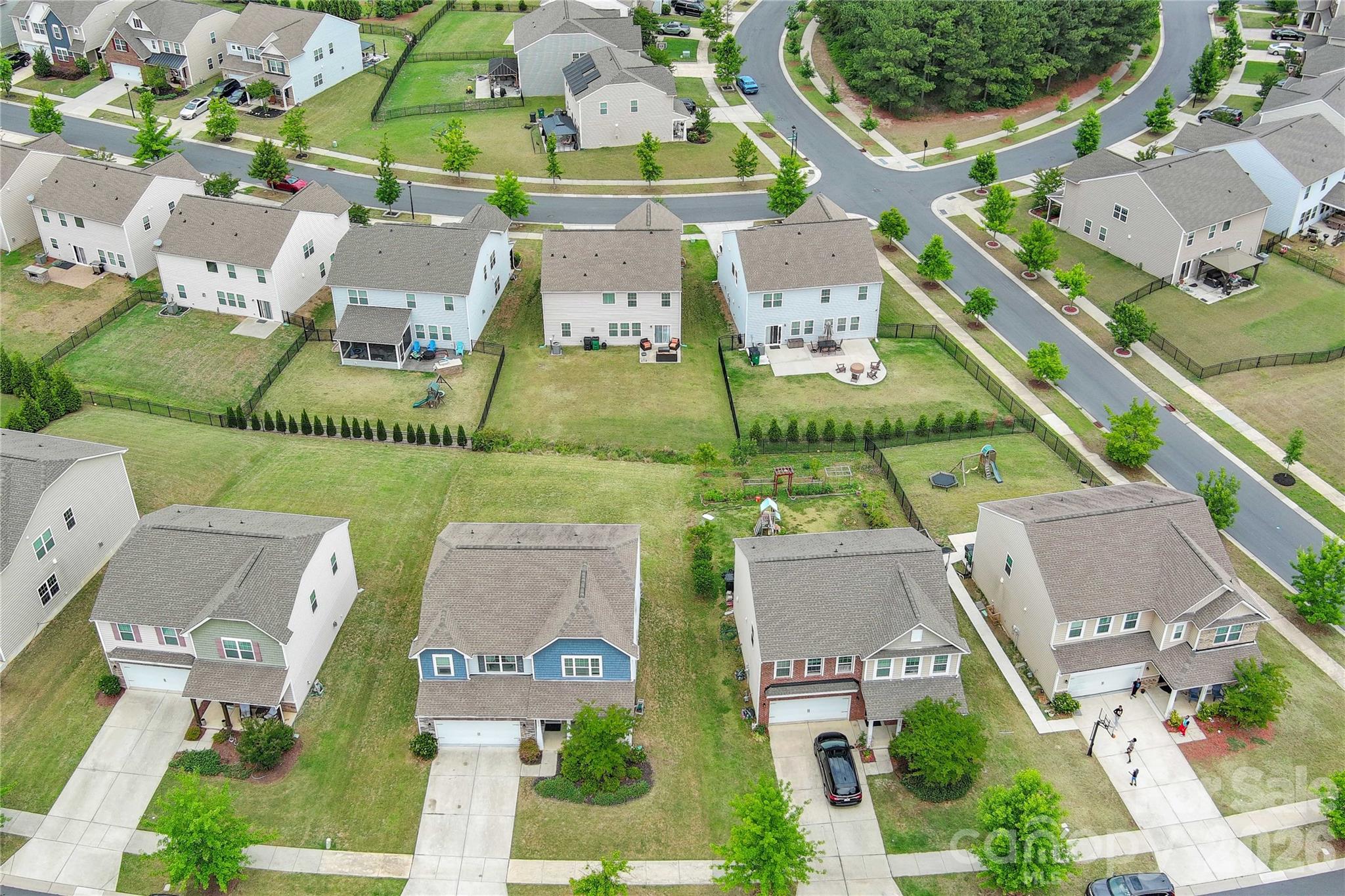 16016 Harbor Hill Drive — Charlotte