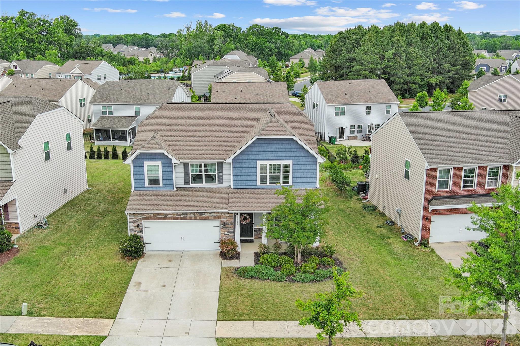 16016 Harbor Hill Drive — Charlotte