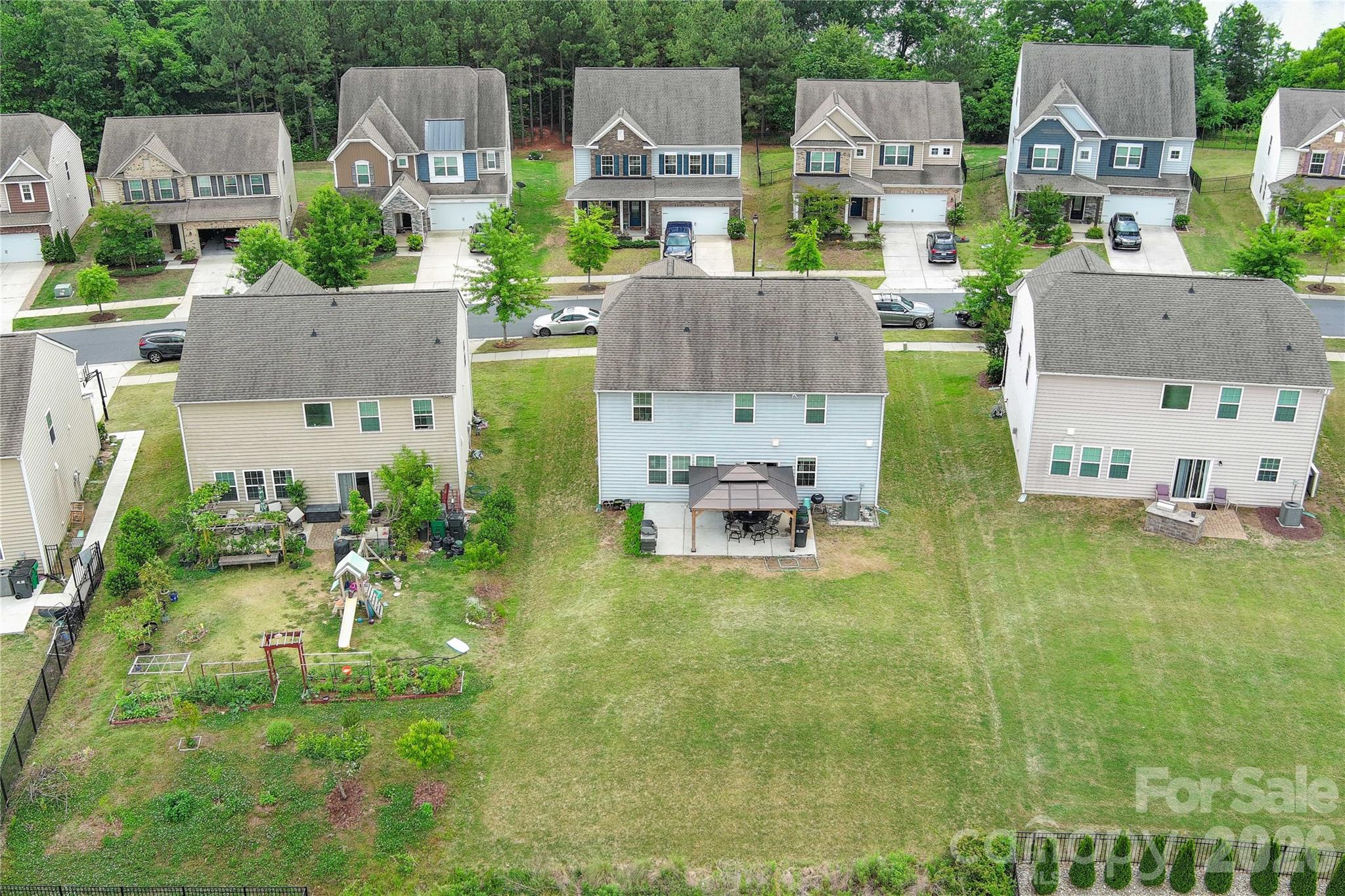 16016 Harbor Hill Drive — Charlotte
