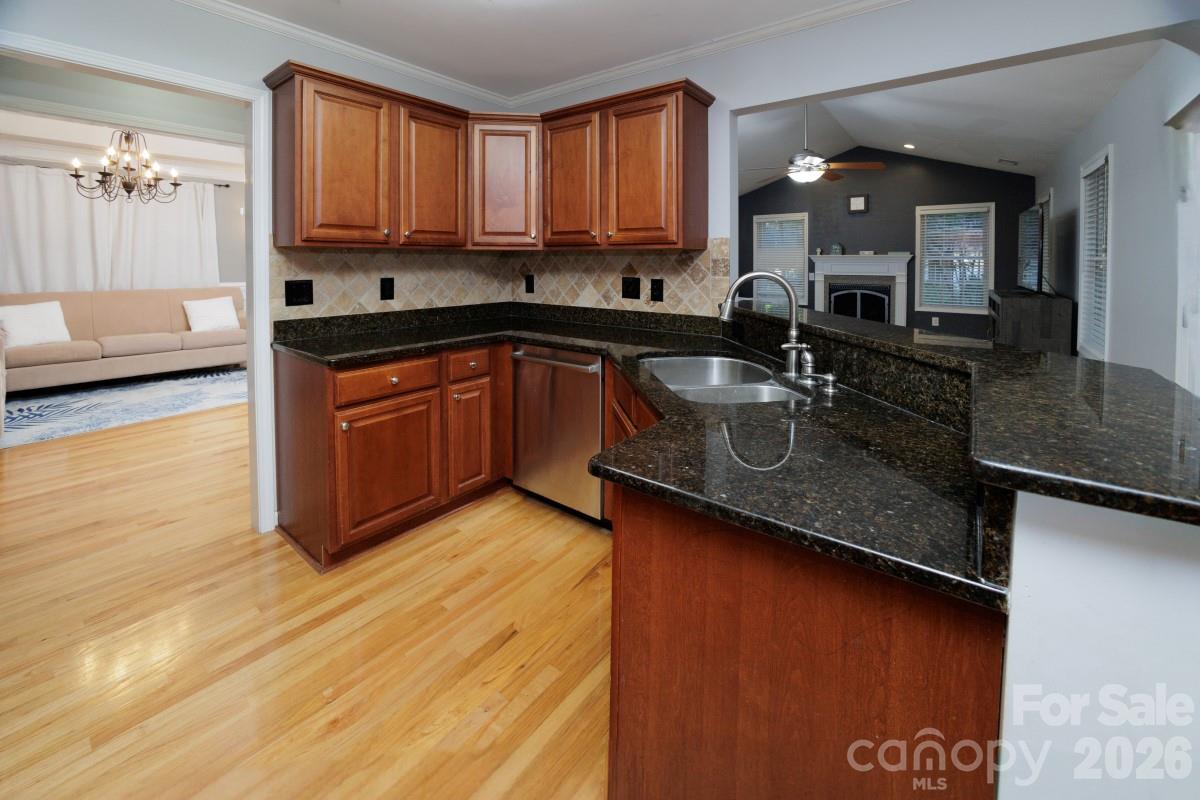 1084 Castlebrook Drive — Salisbury