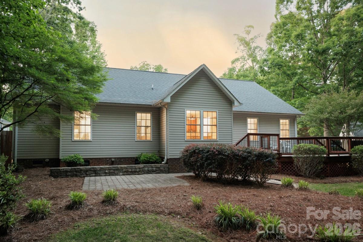 1084 Castlebrook Drive — Salisbury