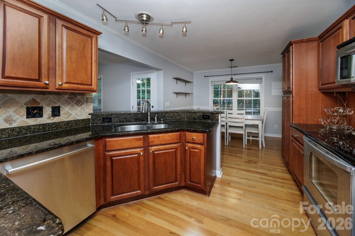 1084 Castlebrook Drive — Salisbury