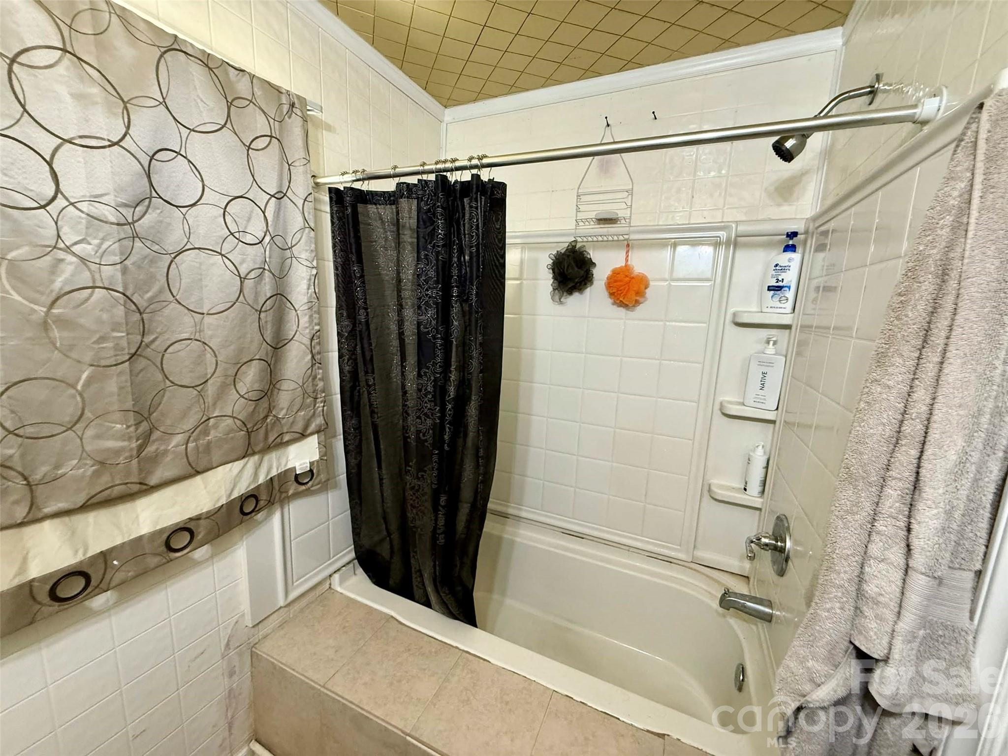 2607 Crescent Lane — Gastonia