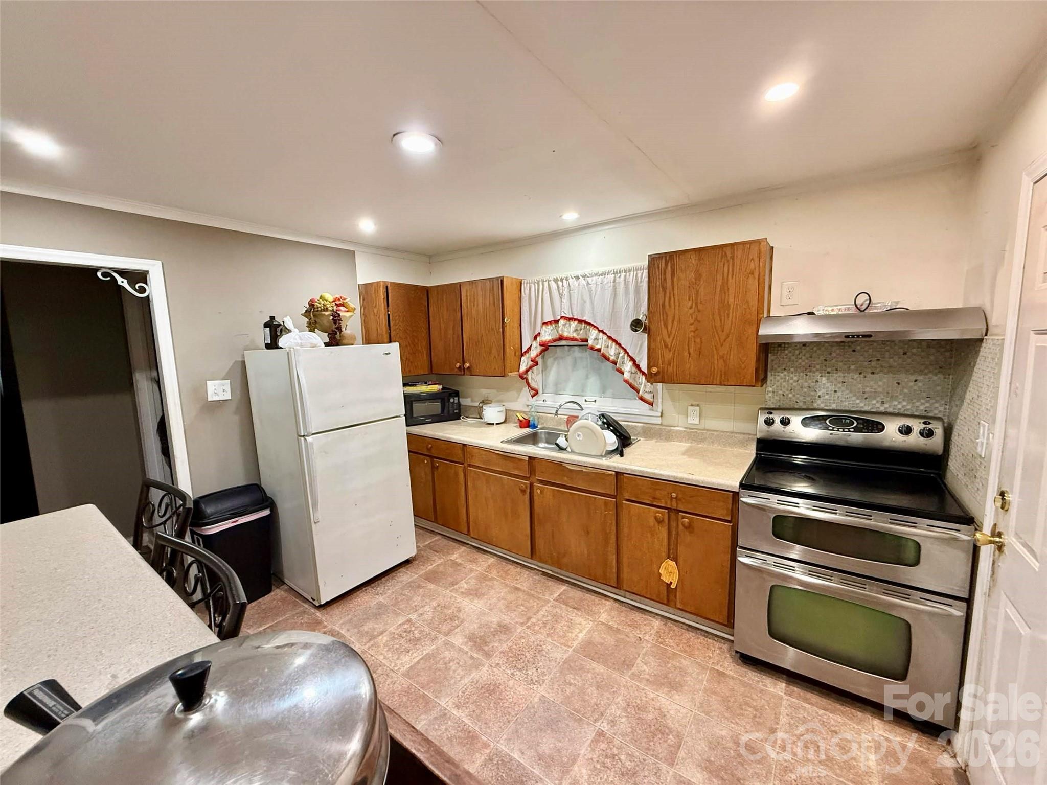 2607 Crescent Lane — Gastonia
