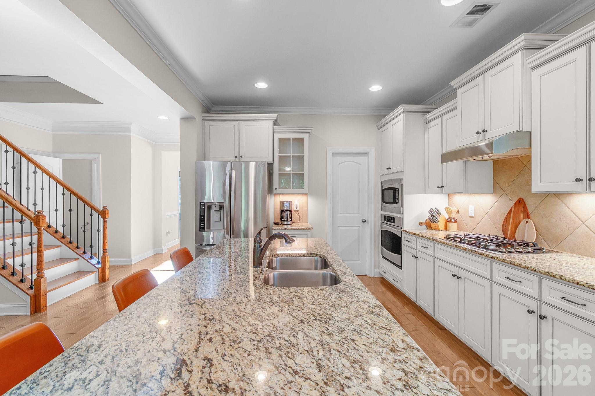 2015 Madeira Circle — Waxhaw