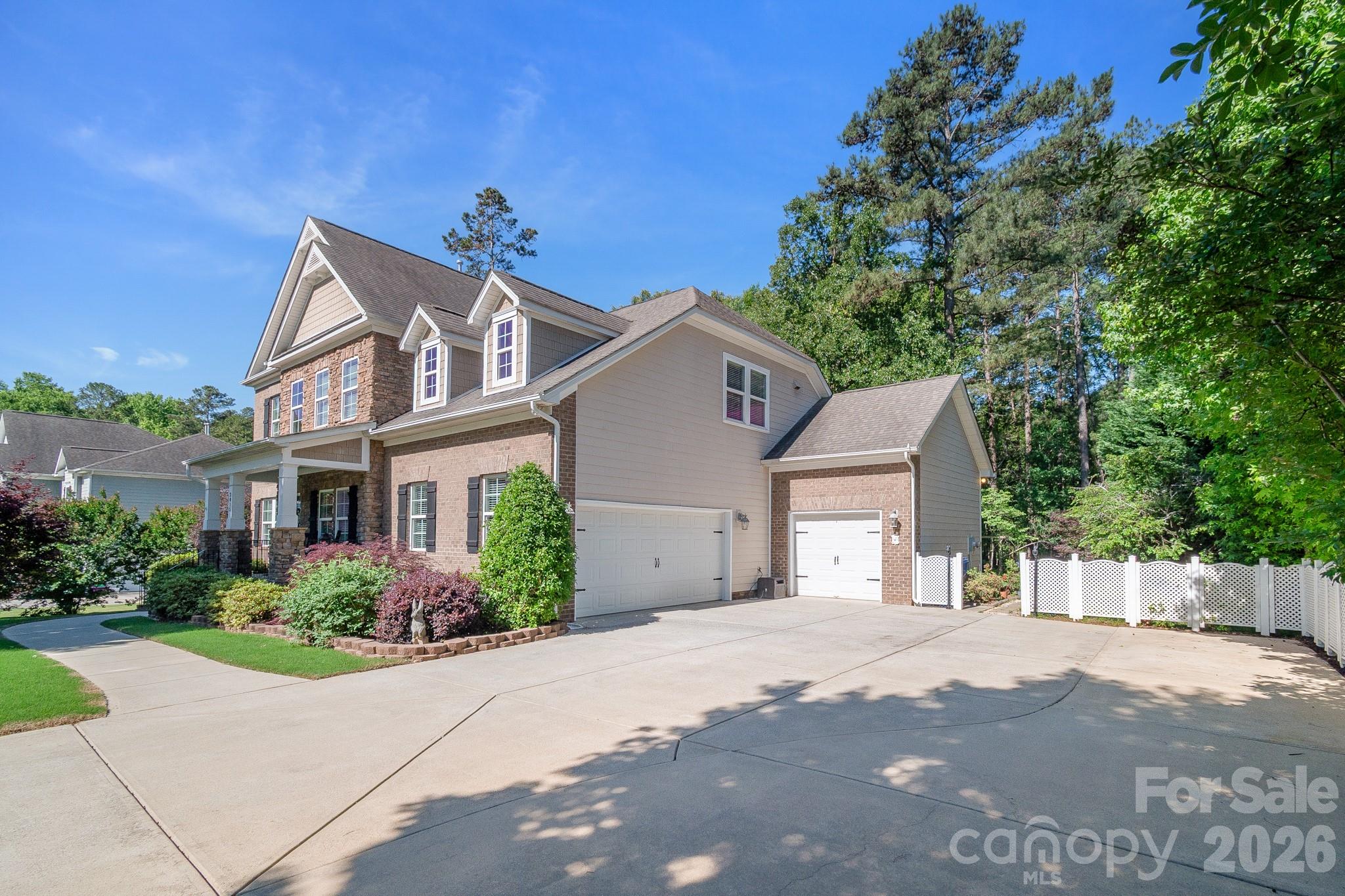 2015 Madeira Circle — Waxhaw