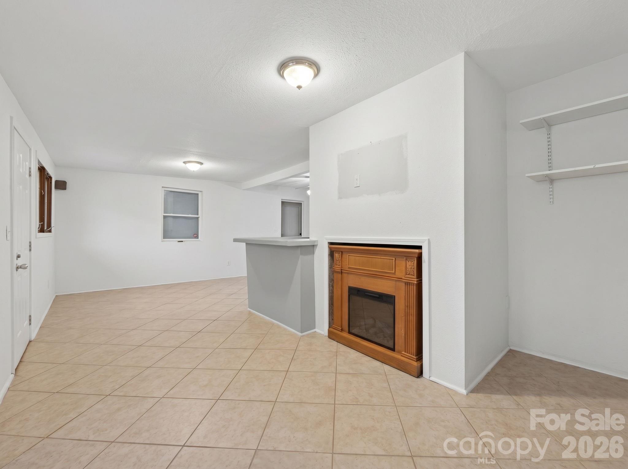 2120 Amesbury Avenue — Charlotte