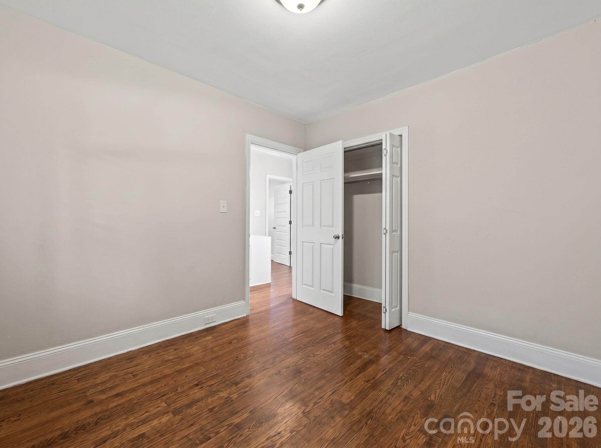 2120 Amesbury Avenue — Charlotte