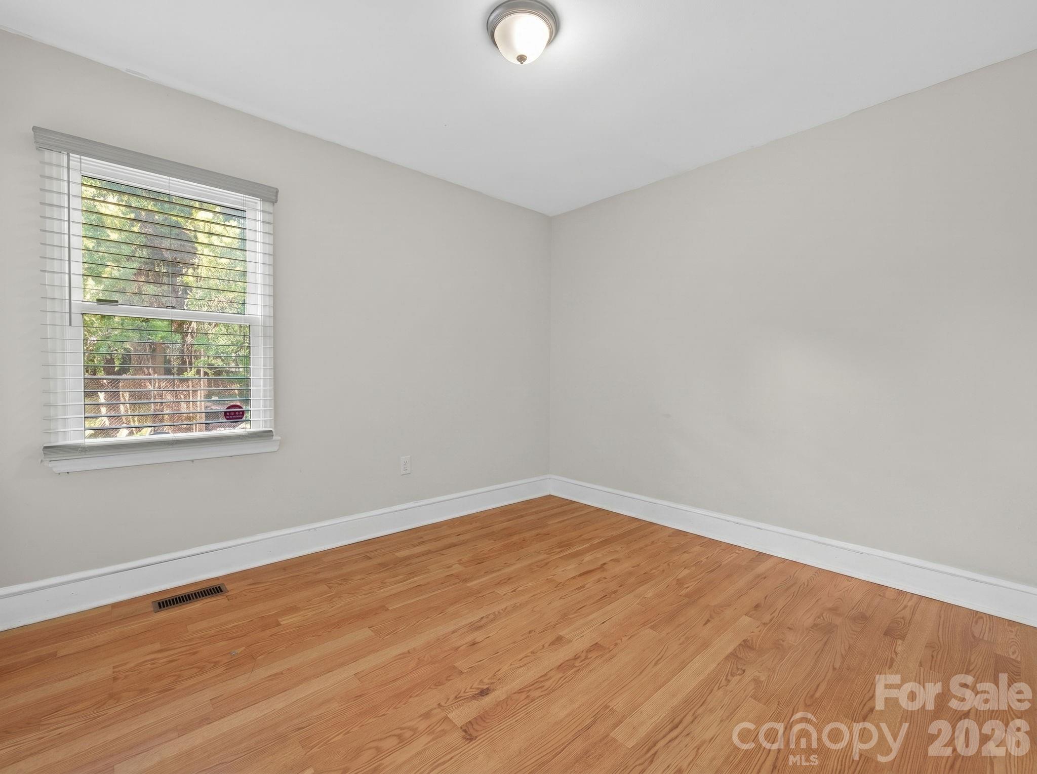 2120 Amesbury Avenue — Charlotte