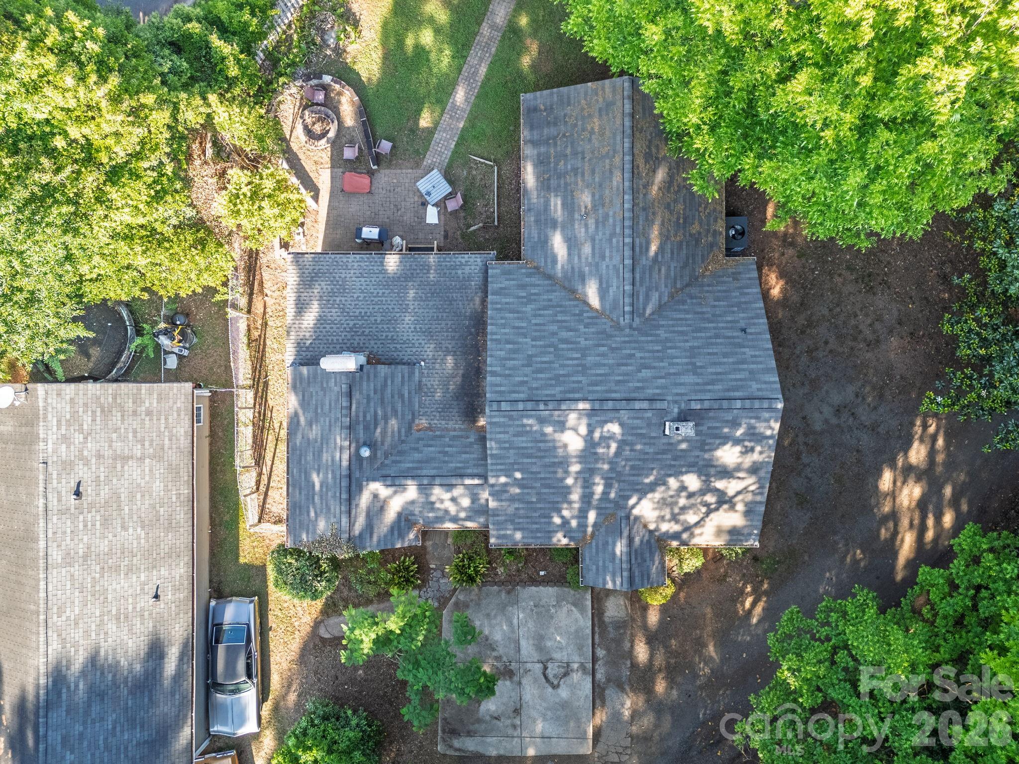 2120 Amesbury Avenue — Charlotte