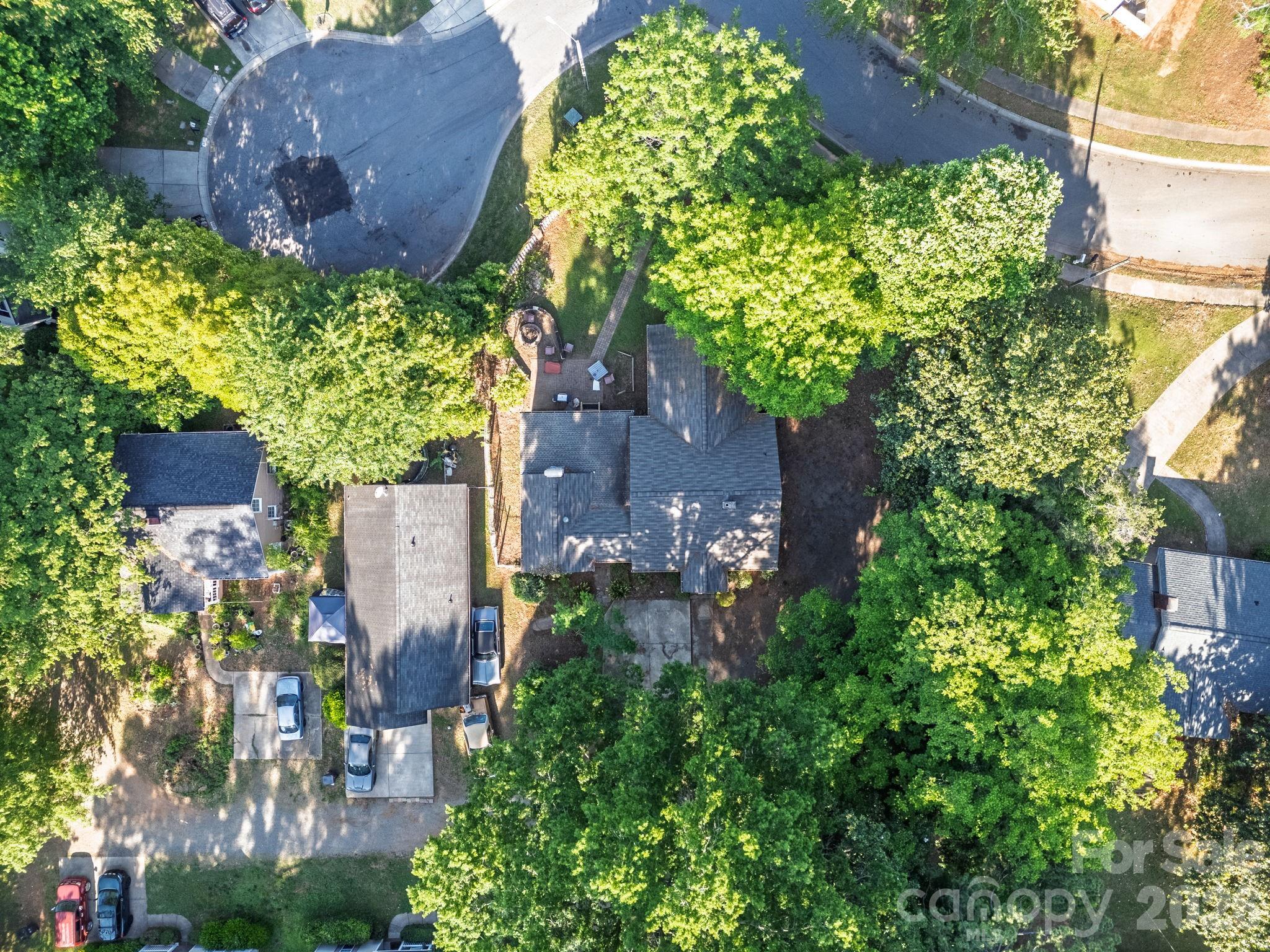 2120 Amesbury Avenue — Charlotte