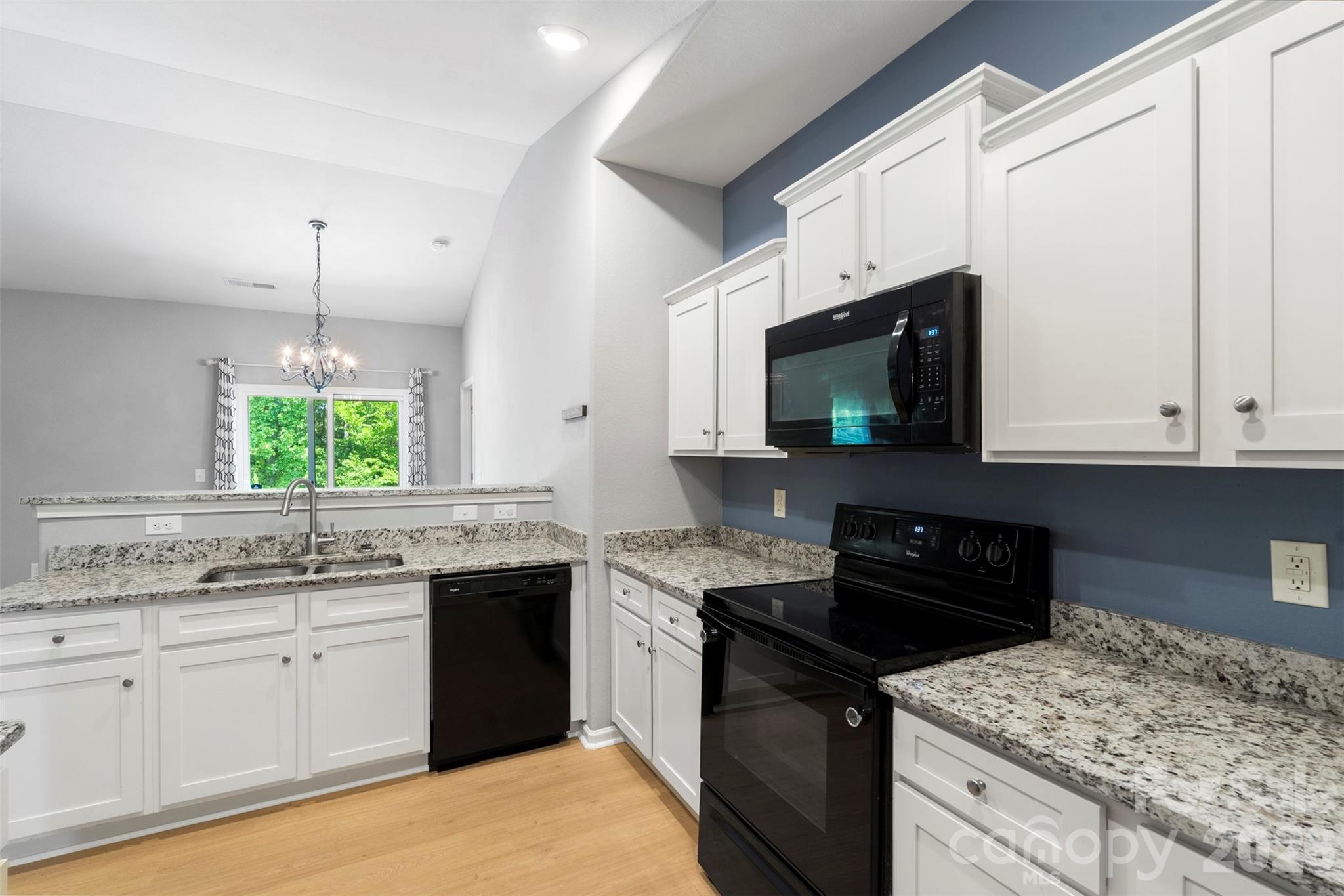 7318 Cuddington Drive — Charlotte