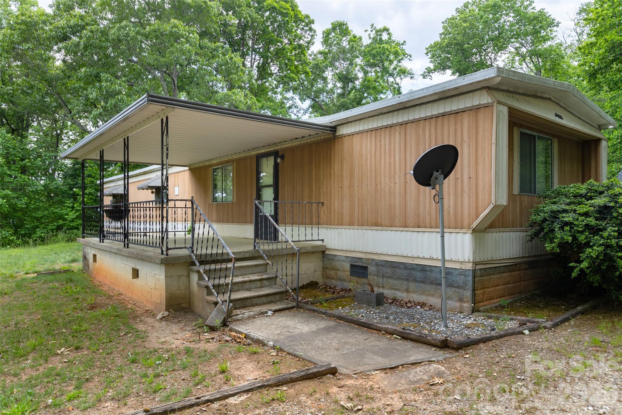 30 Gertrude Lane — Candler