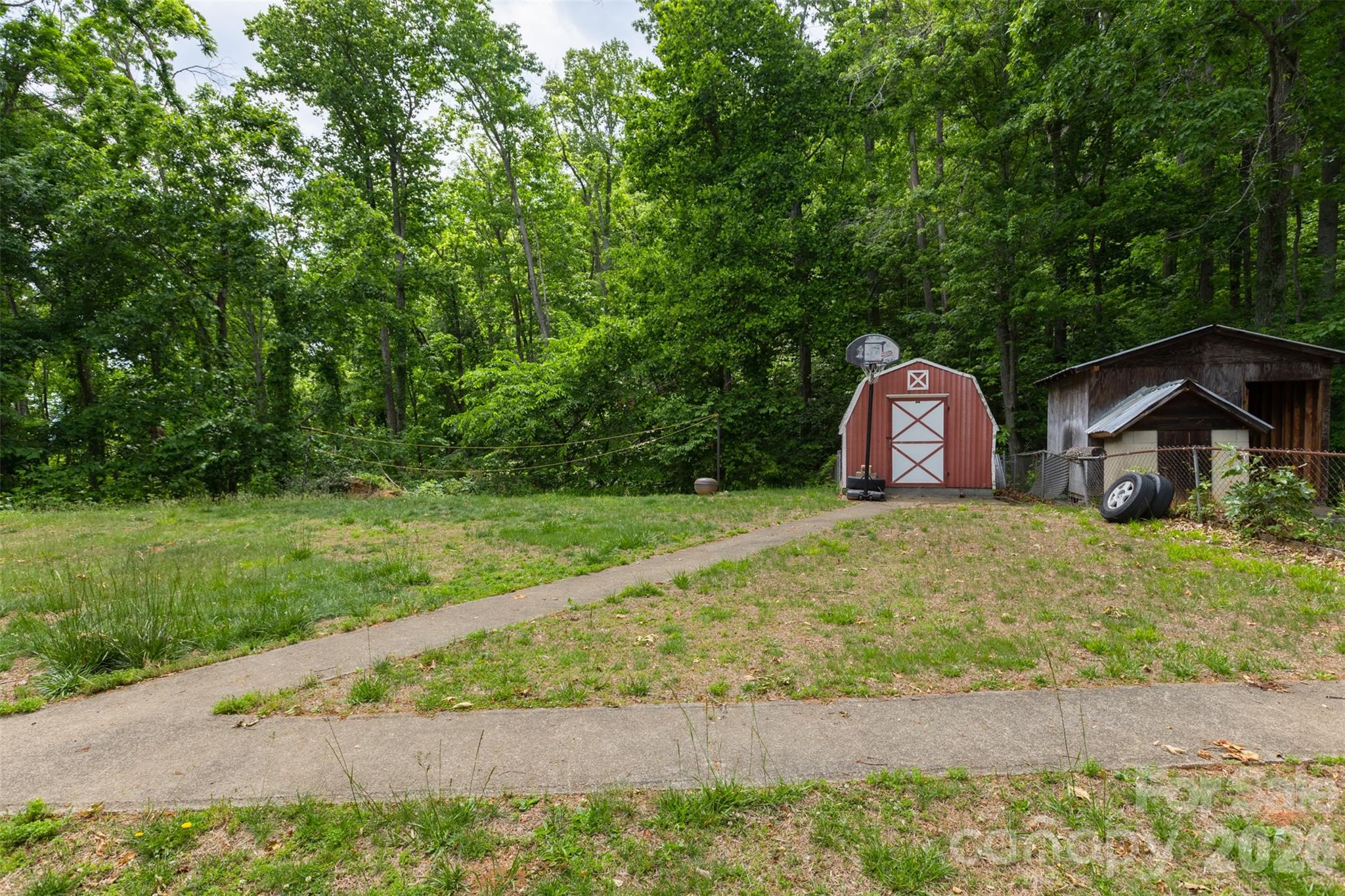 30 Gertrude Lane — Candler