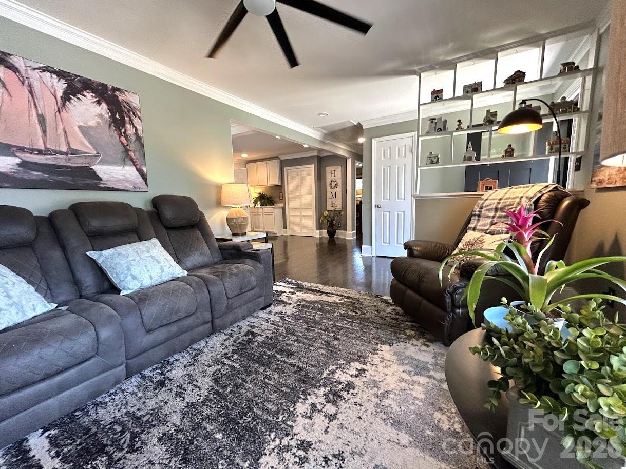7113 Sterncrest Place — Charlotte