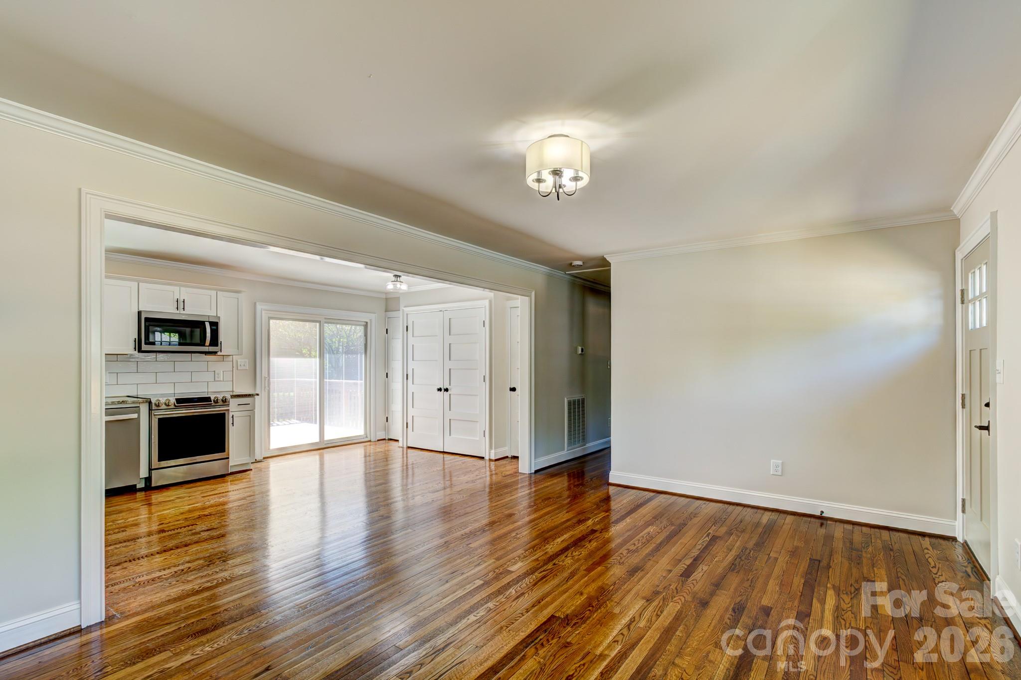 303 Mark Street — Cherryville
