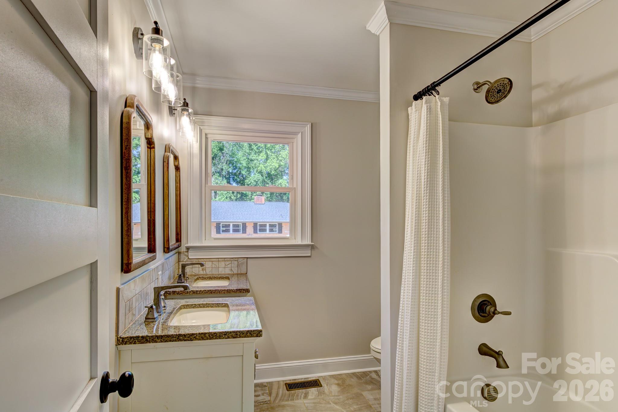 303 Mark Street — Cherryville