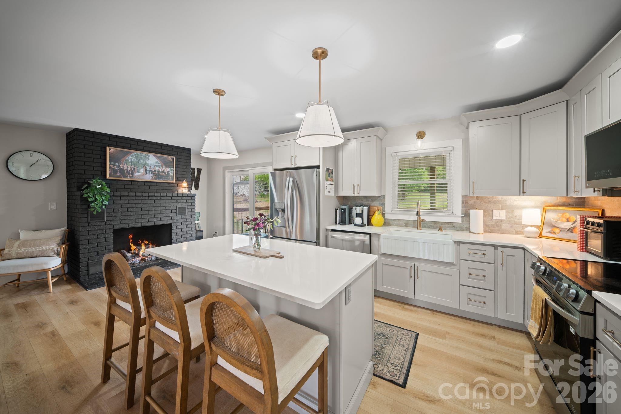 97 Paul Holland Road — Canton