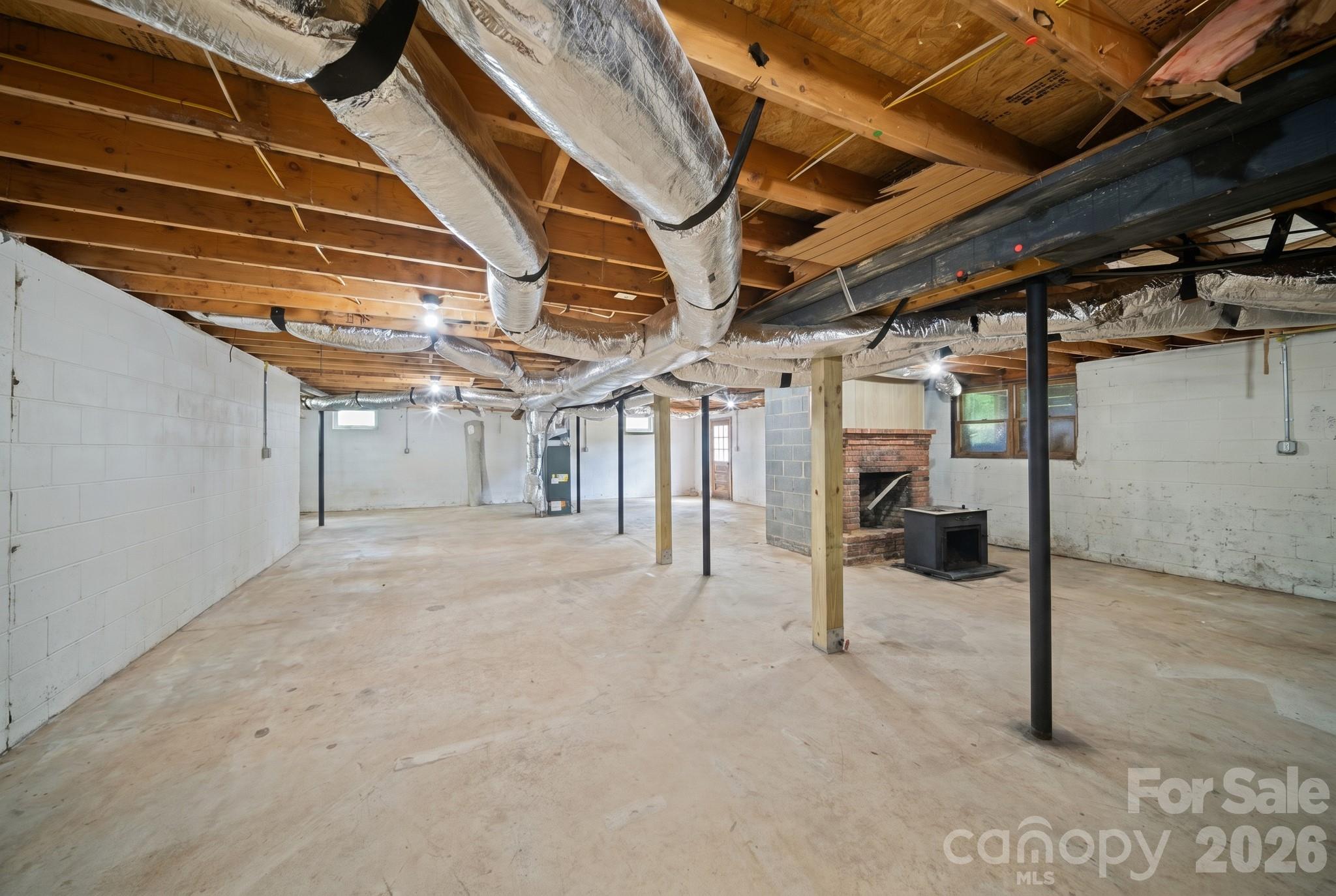 97 Paul Holland Road — Canton