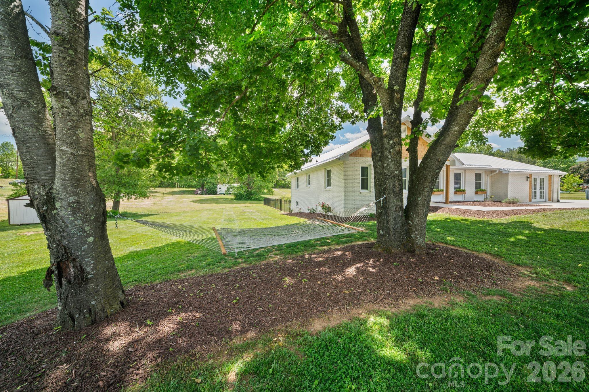 97 Paul Holland Road — Canton