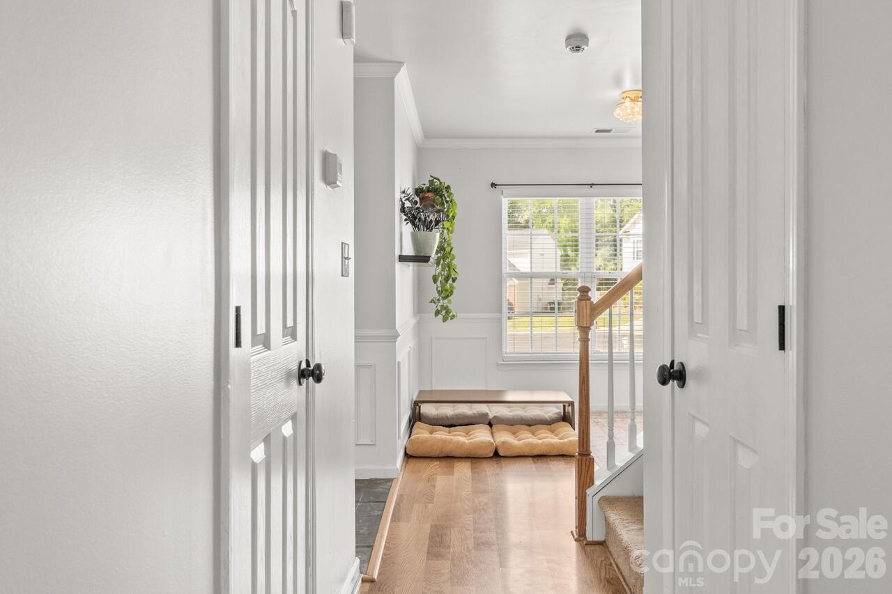 6907 Murray Grey Lane — Charlotte