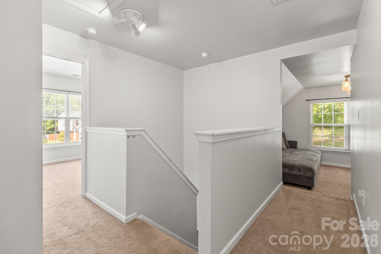 6907 Murray Grey Lane — Charlotte