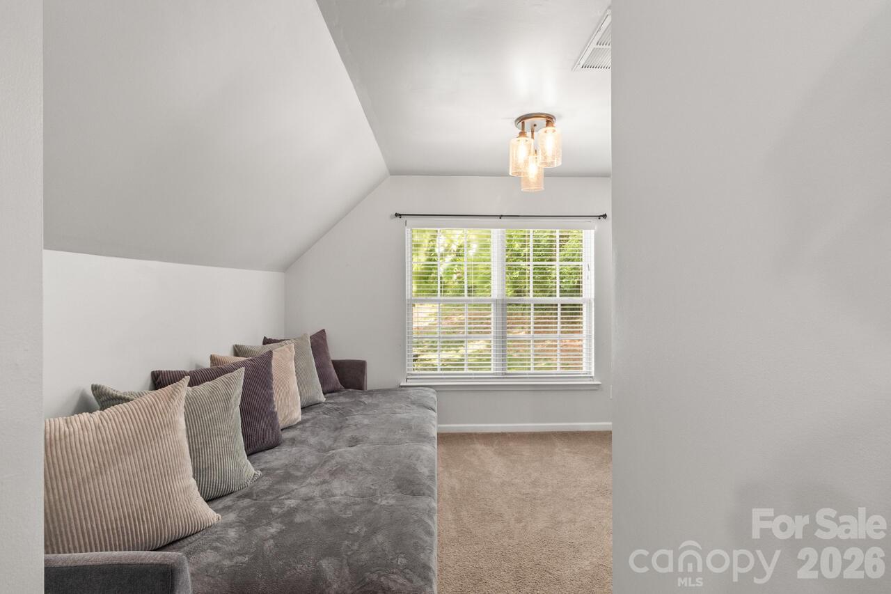 6907 Murray Grey Lane — Charlotte