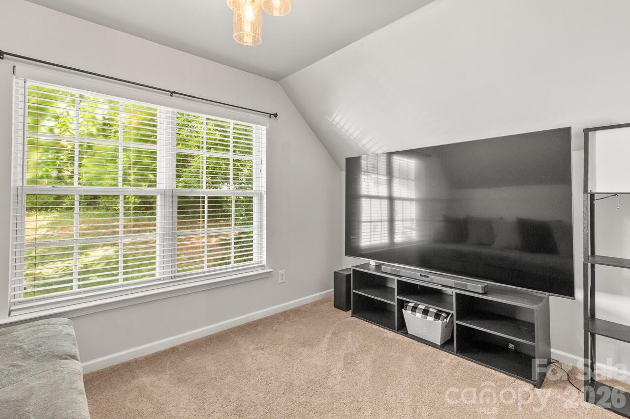 6907 Murray Grey Lane — Charlotte