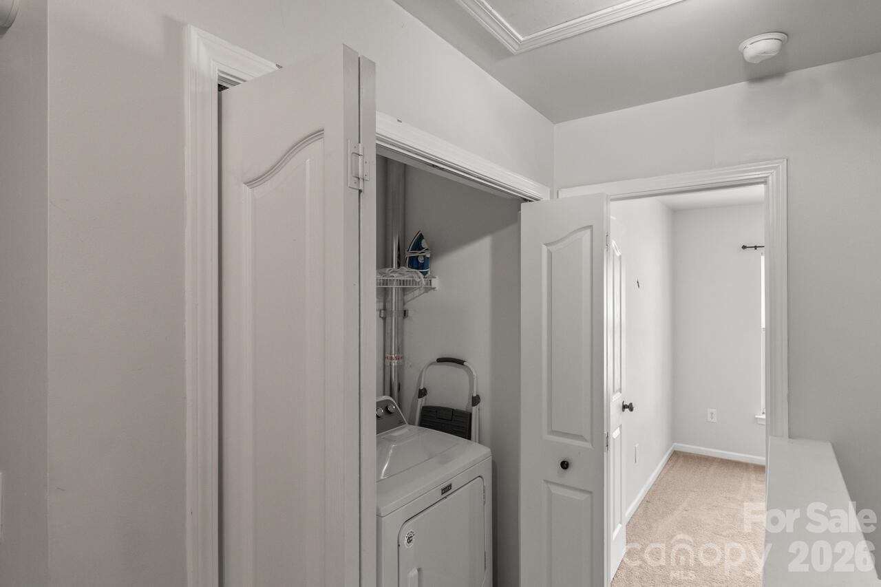 6907 Murray Grey Lane — Charlotte