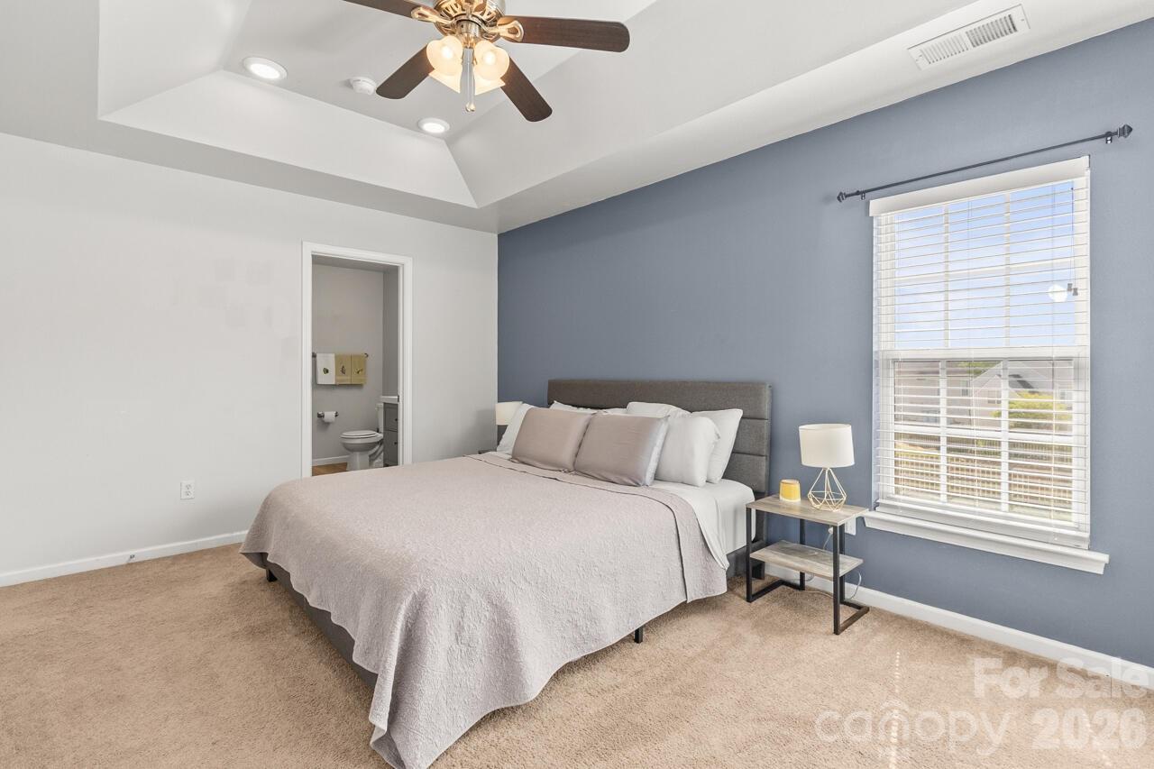 6907 Murray Grey Lane — Charlotte