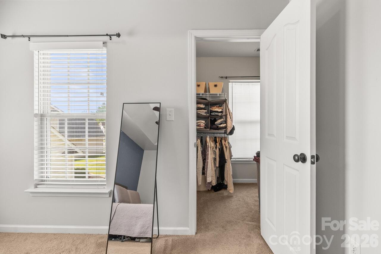 6907 Murray Grey Lane — Charlotte