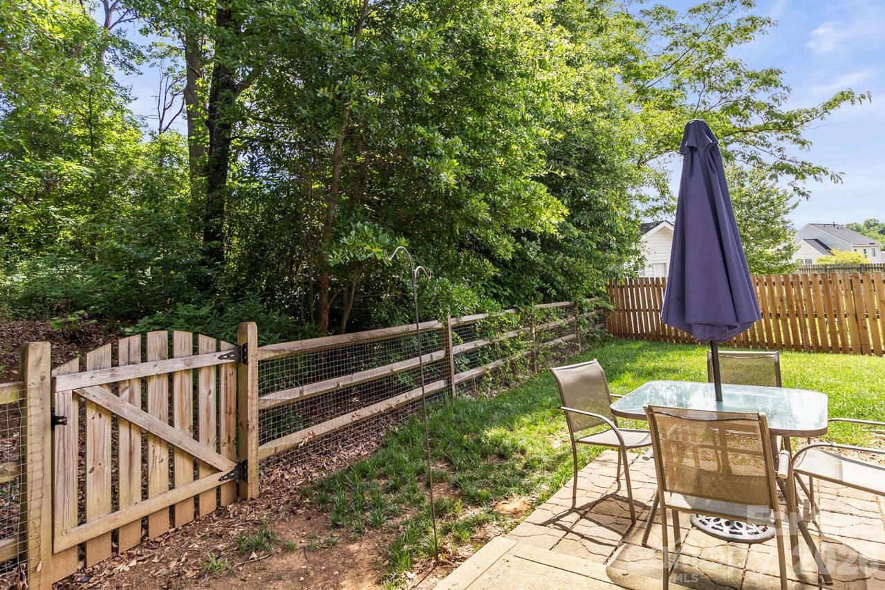6907 Murray Grey Lane — Charlotte