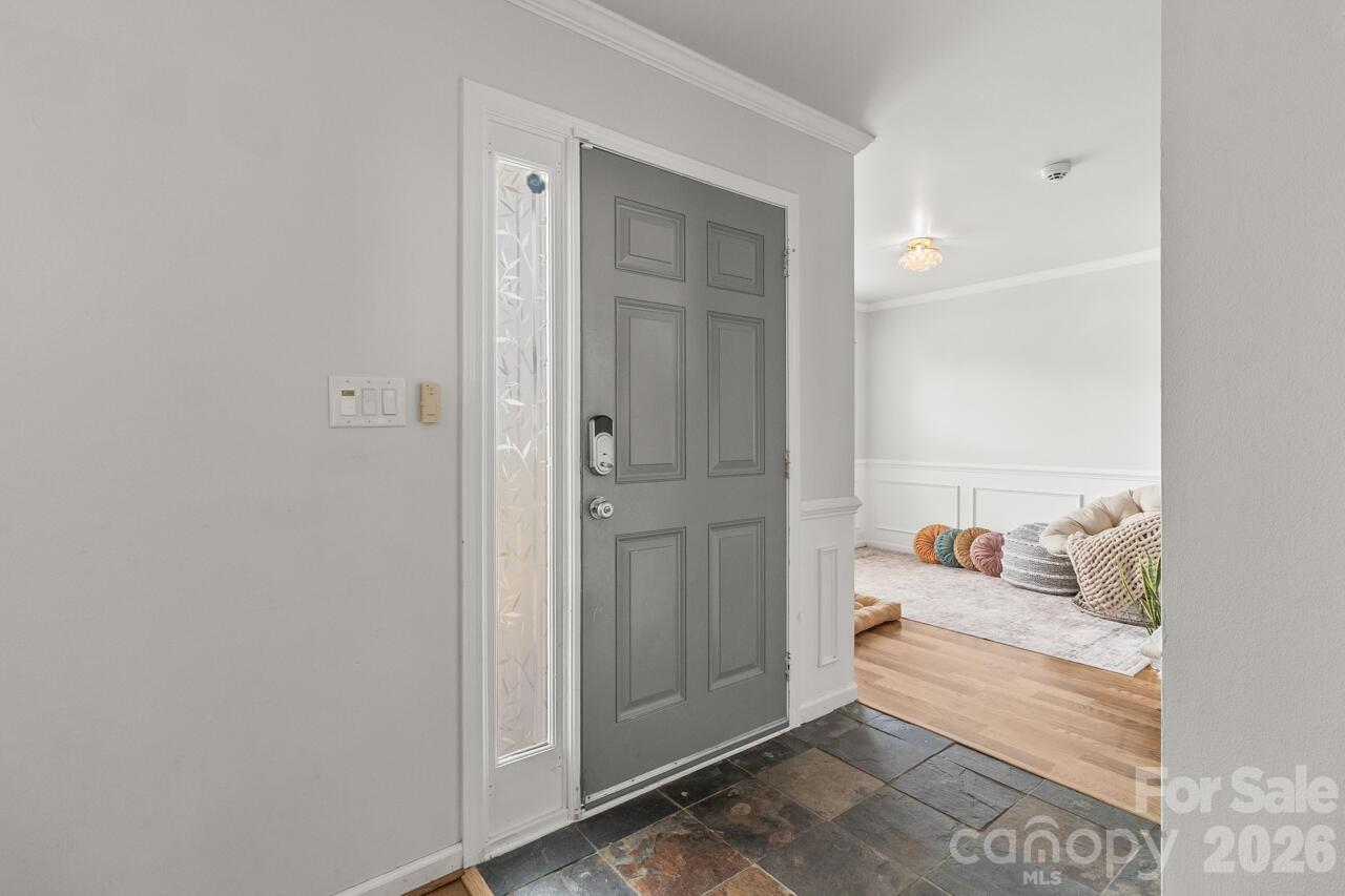 6907 Murray Grey Lane — Charlotte