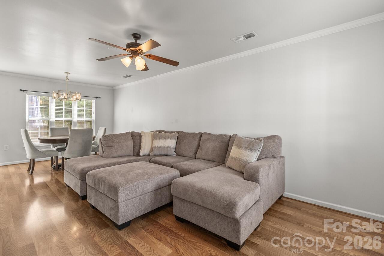 6907 Murray Grey Lane — Charlotte