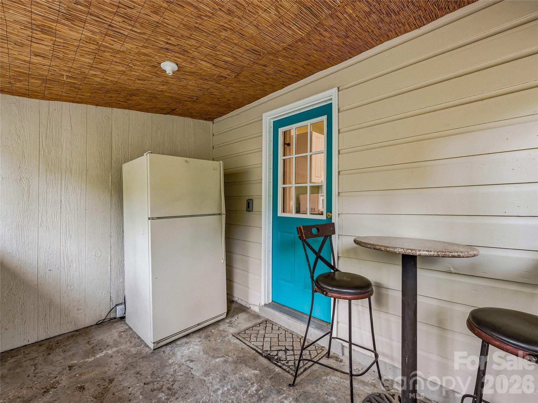 506 Johnston School Road — Asheville