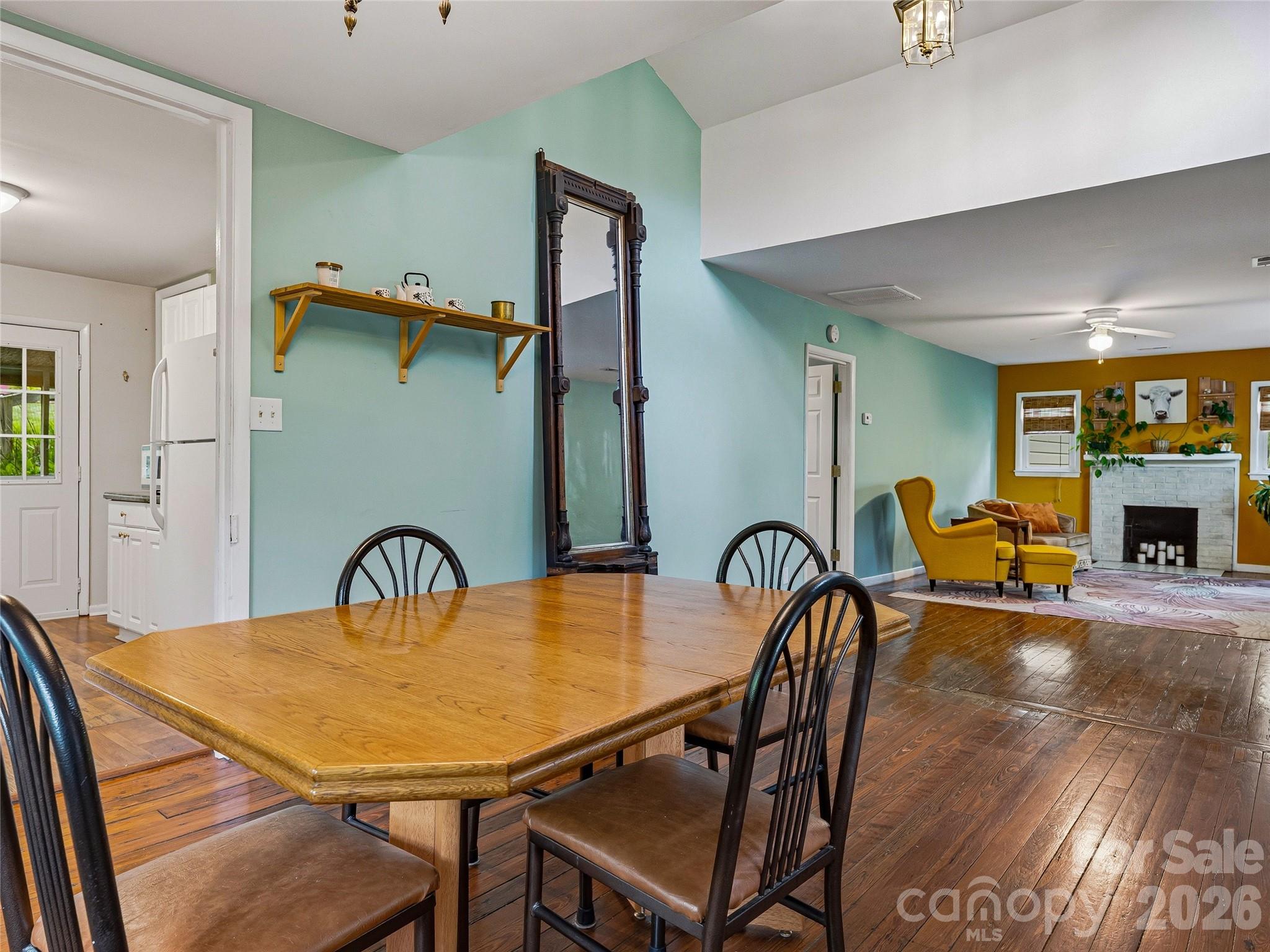 506 Johnston School Road — Asheville