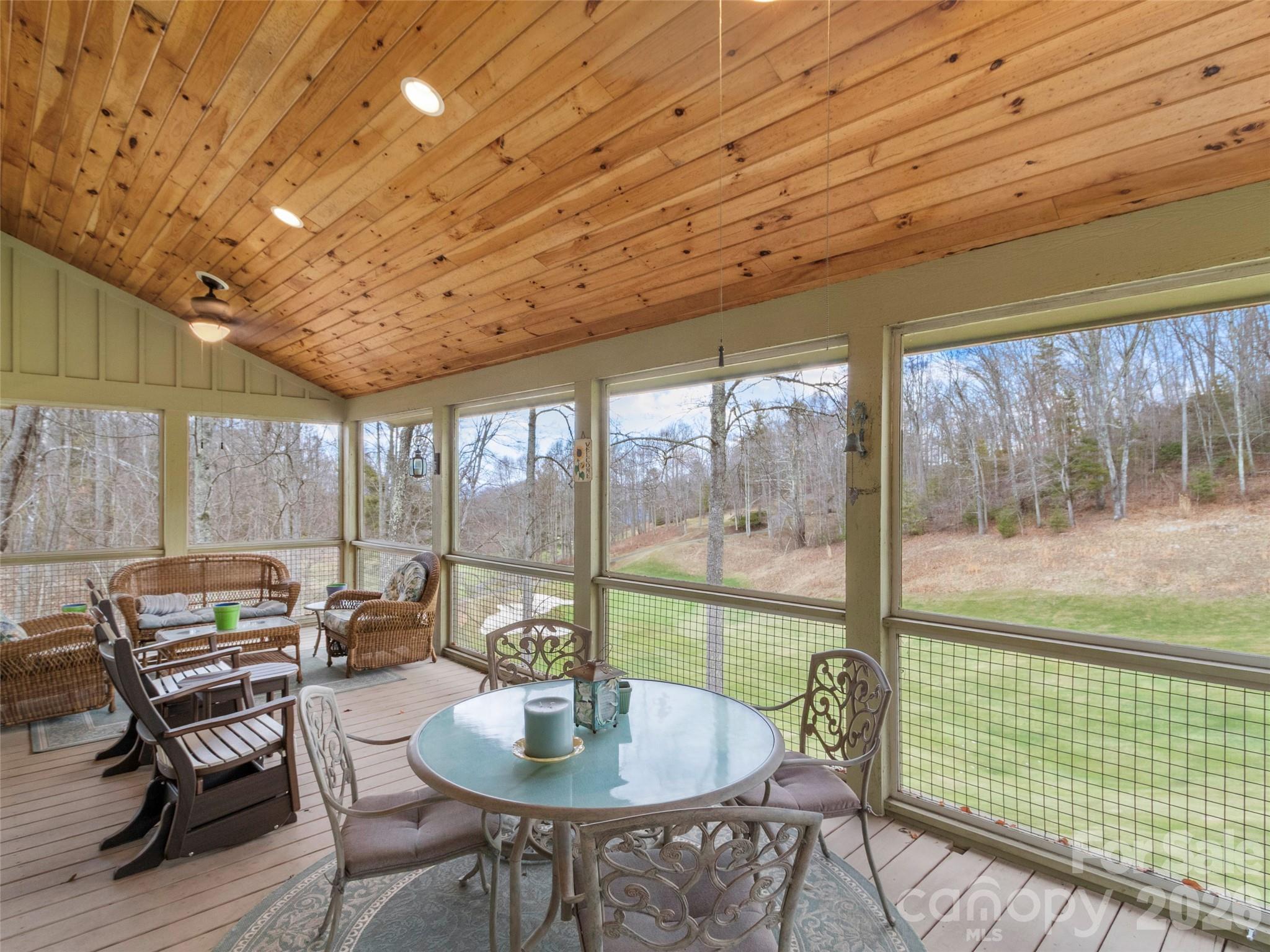 324 Austin Mountain Drive — Burnsville
