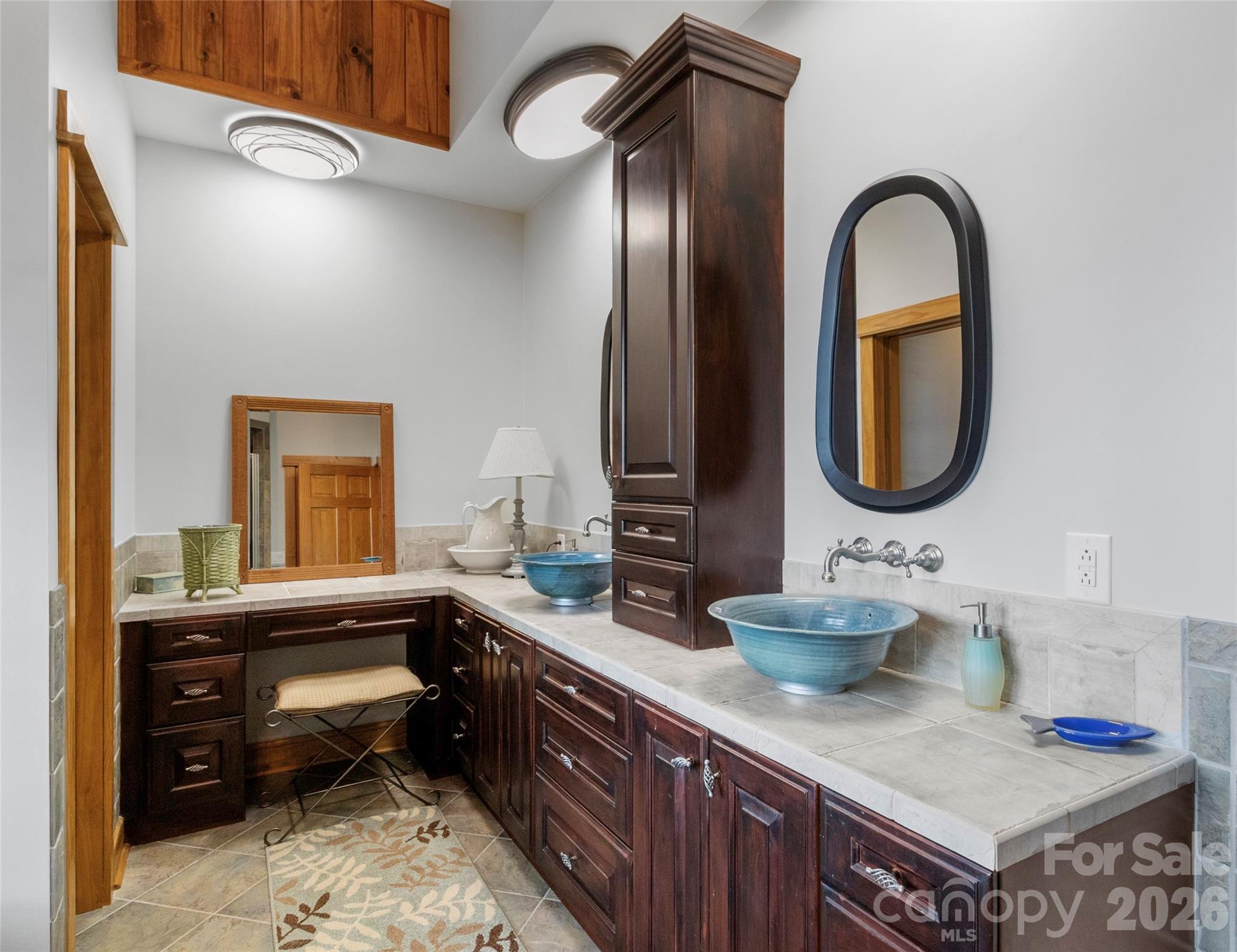 324 Austin Mountain Drive — Burnsville