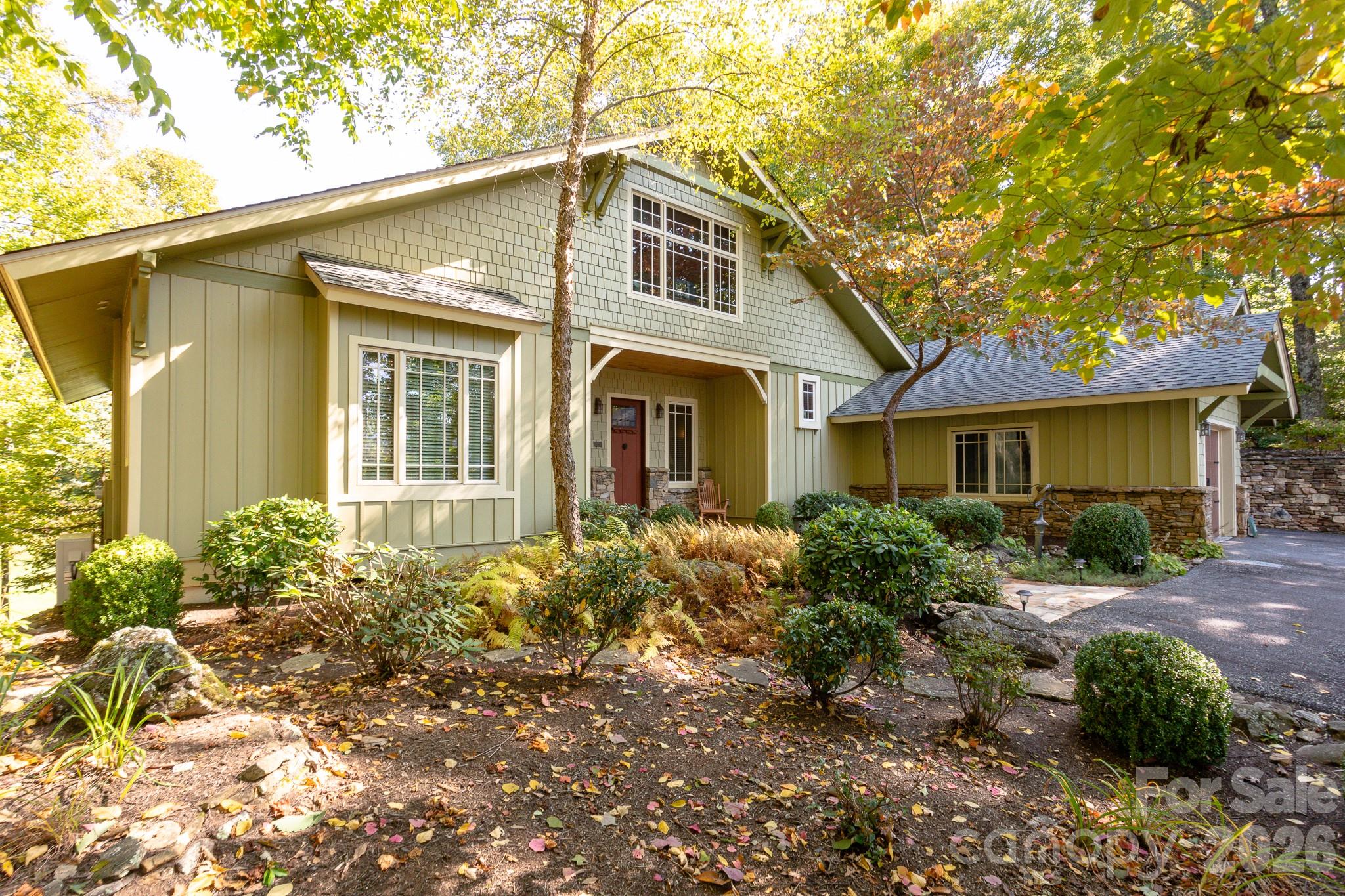 324 Austin Mountain Drive — Burnsville