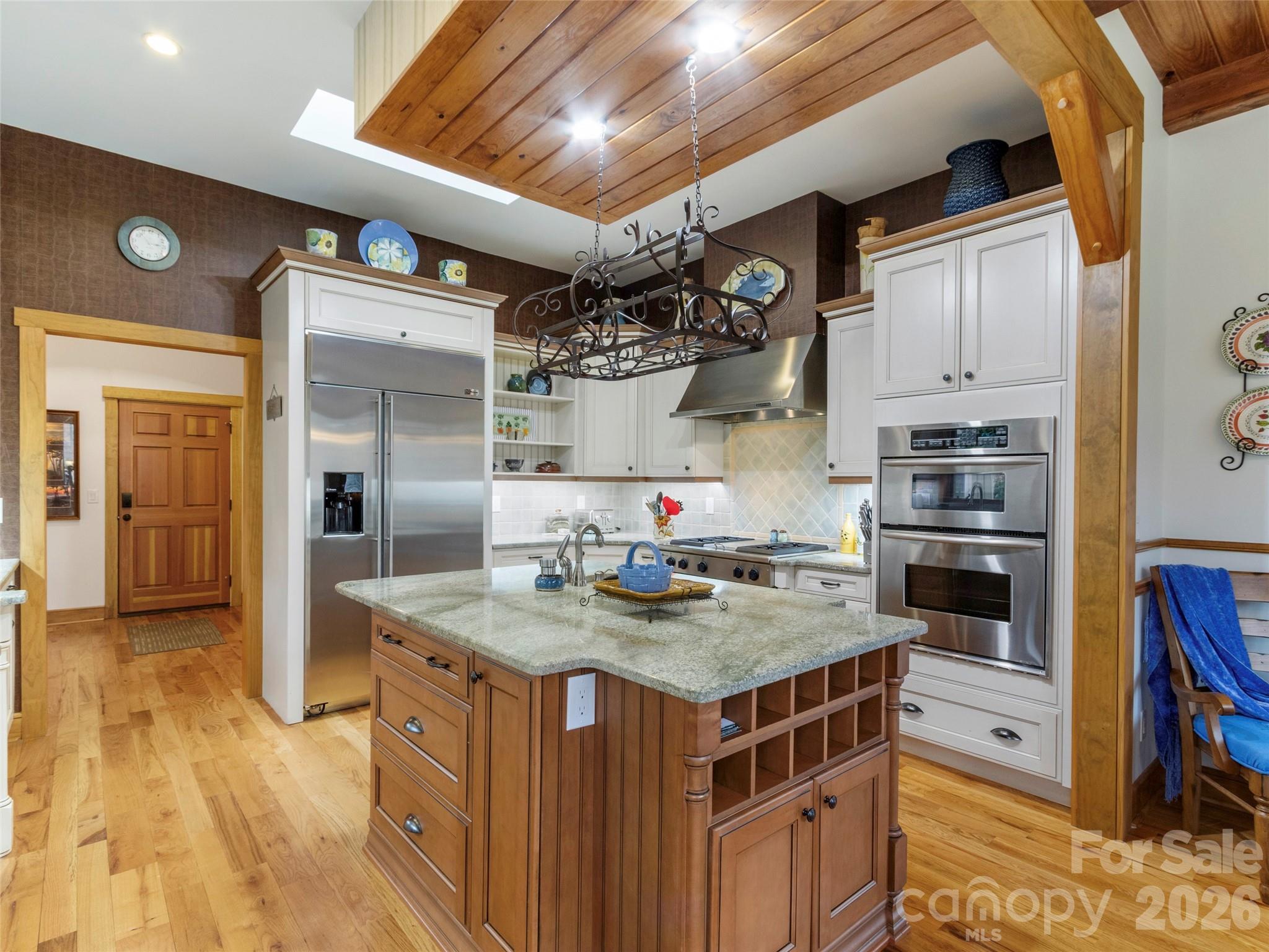324 Austin Mountain Drive — Burnsville