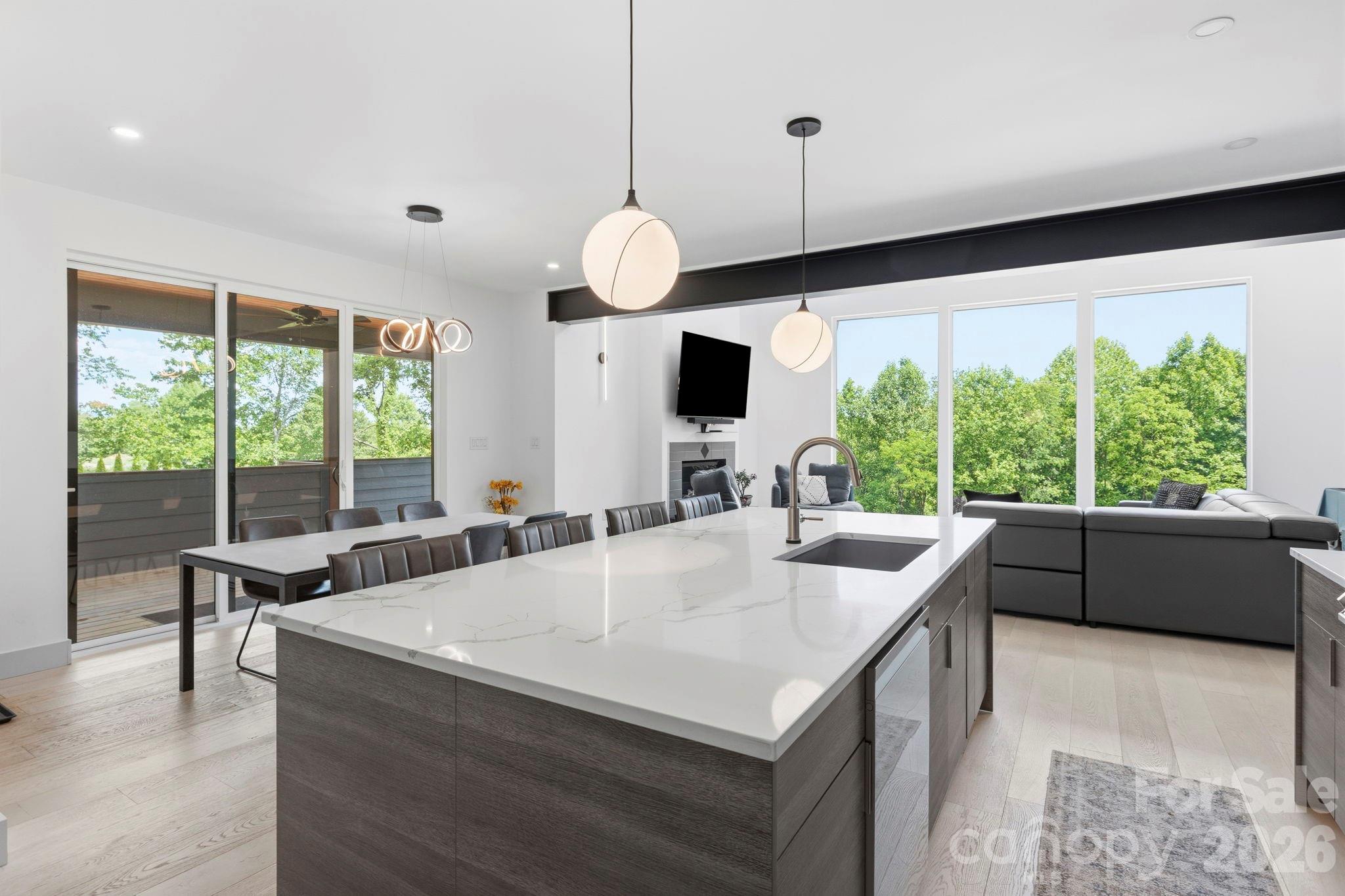 22 Lara Drive — Mills River