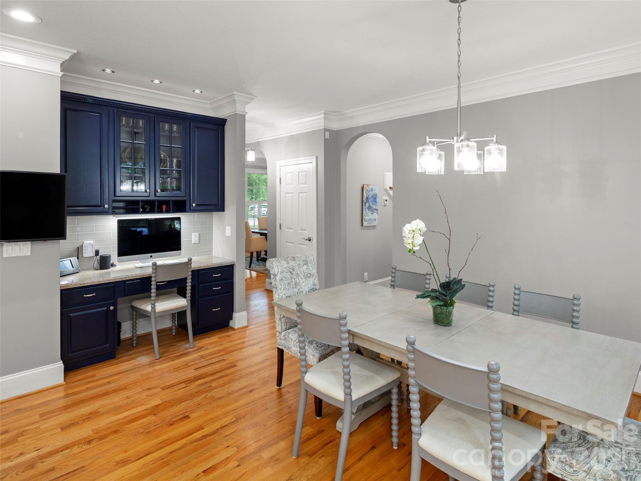 47 Drakes Meadow Lane — Arden