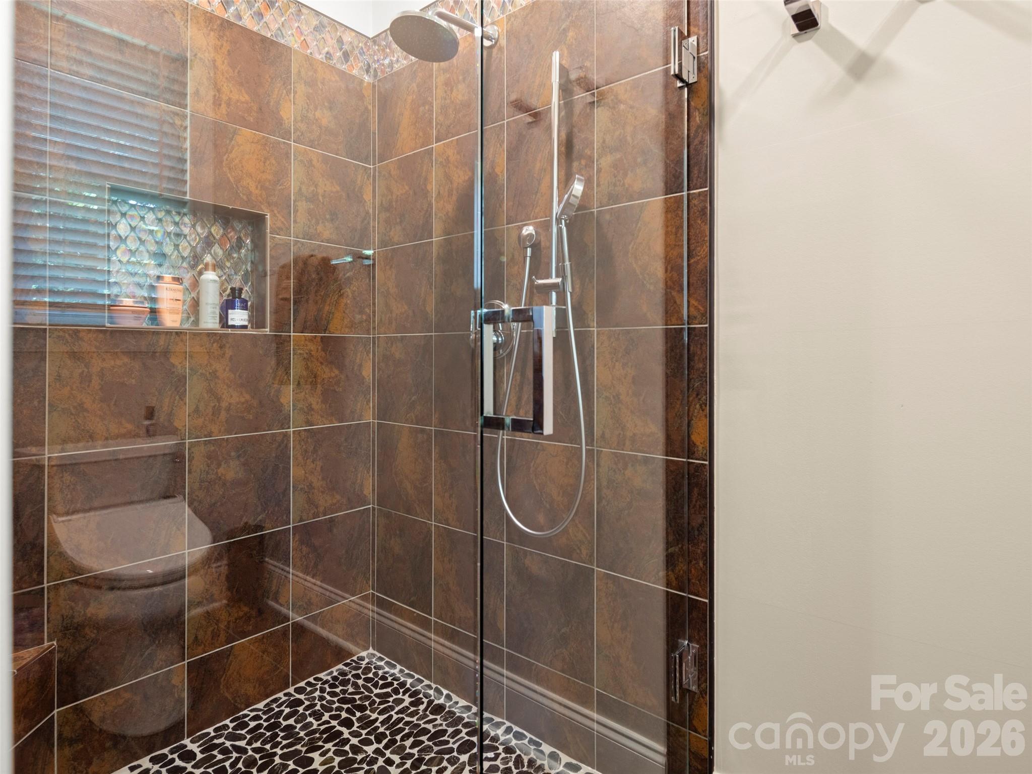 47 Drakes Meadow Lane — Arden
