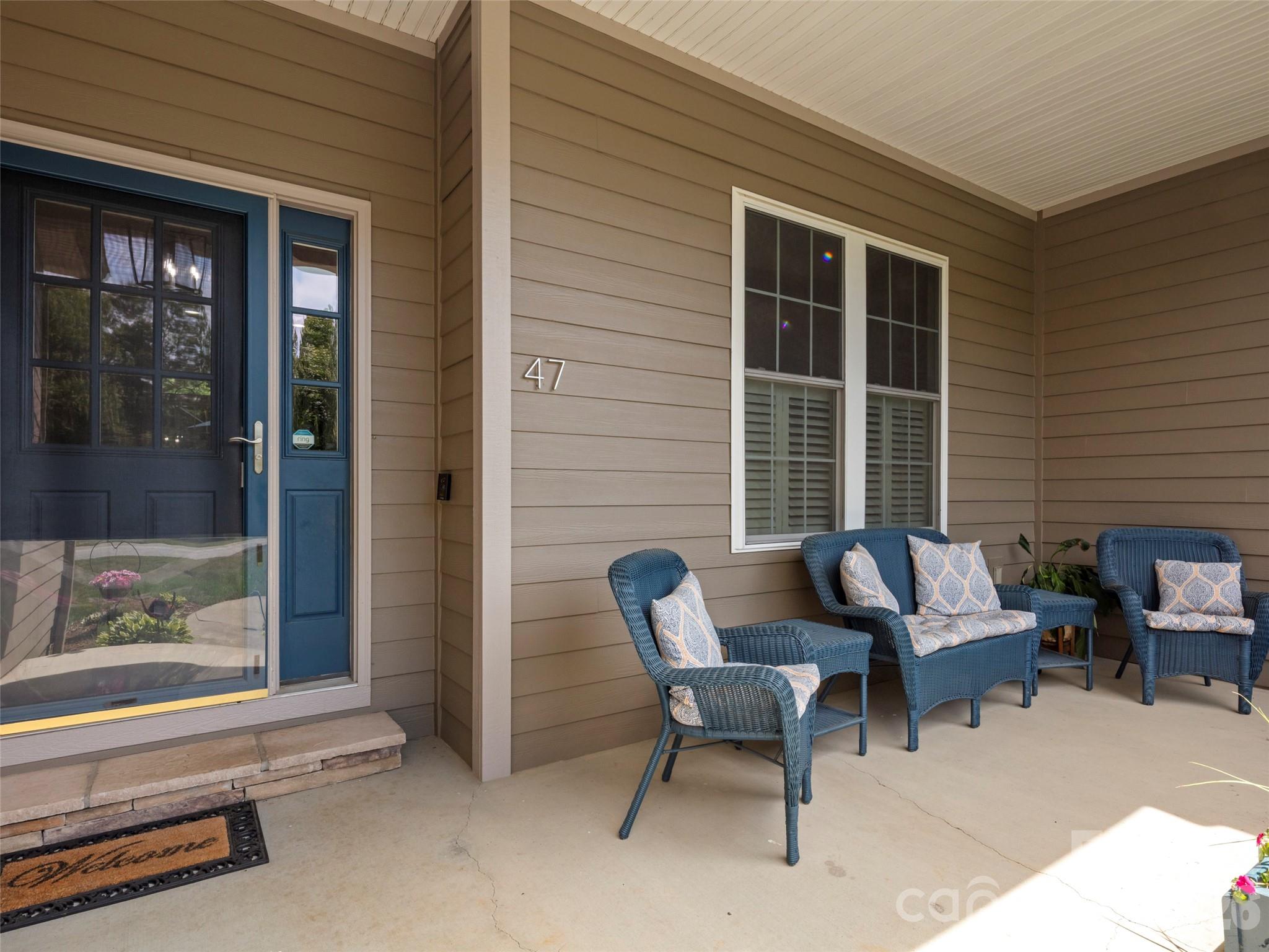 47 Drakes Meadow Lane — Arden